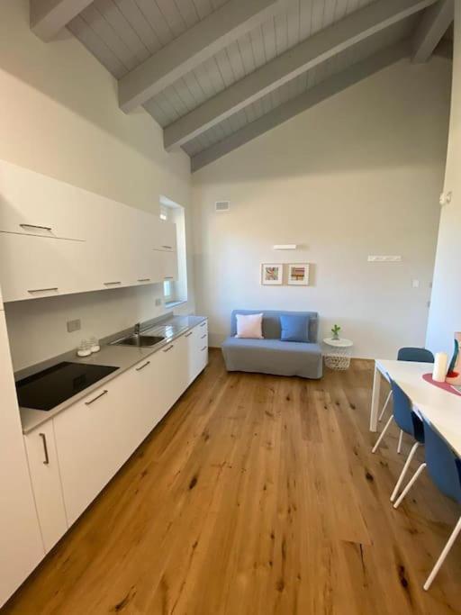 Apartamento Alma I Luoghi Dell Anima Diano dʼAlba Exterior foto