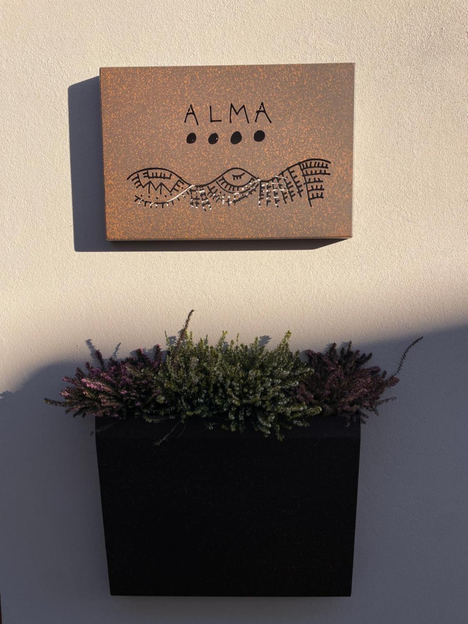 Apartamento Alma I Luoghi Dell Anima Diano dʼAlba Exterior foto