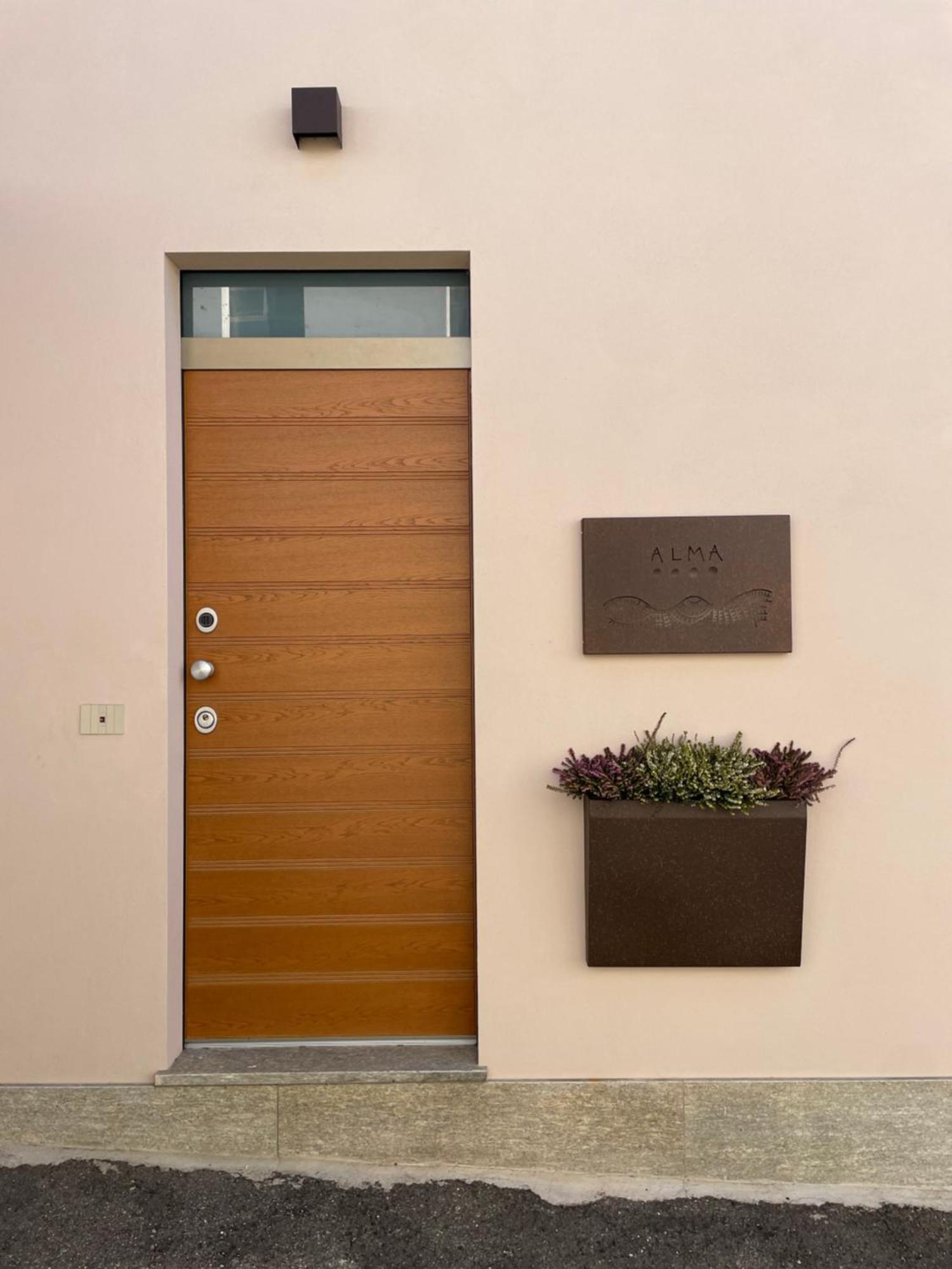 Apartamento Alma I Luoghi Dell Anima Diano dʼAlba Exterior foto
